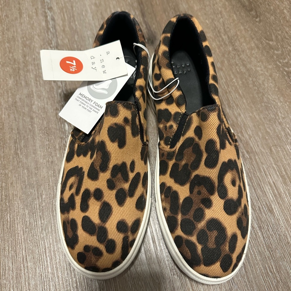 A New Day Women's Reese Canvas Leopard Print Quilted Sneakers Size 7.5